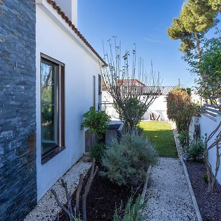Modern Near Costabella