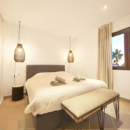 Villa Modern Near Costabella